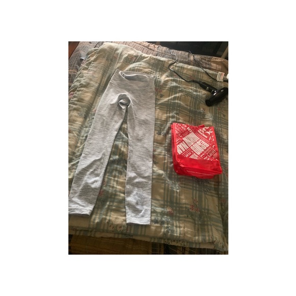 Lululemon high times pants size 2 - Picture 2 of 5